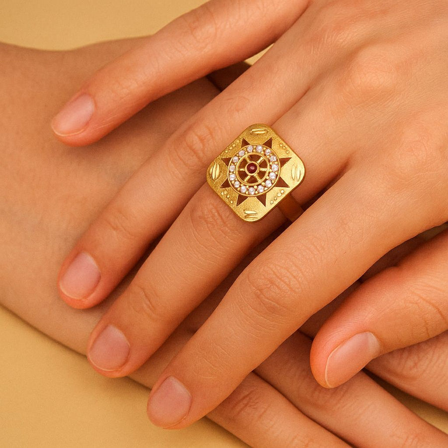 Solar Bloom Gold Ring